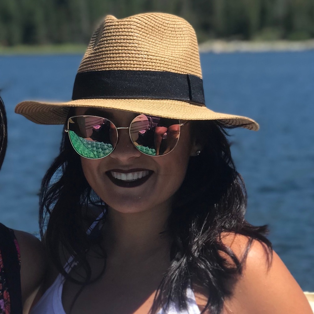 Meet your Posher, Miranda